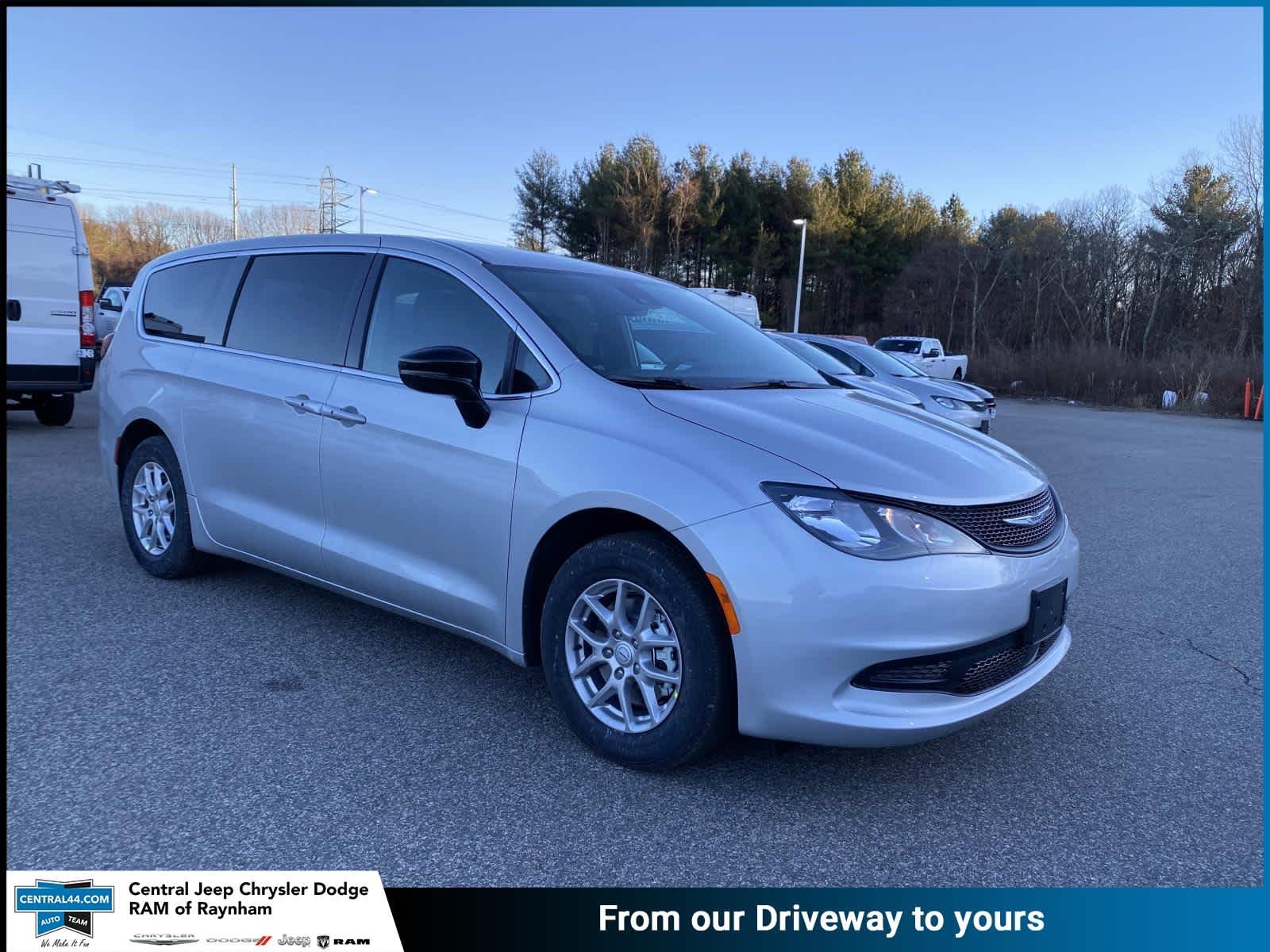 2026 Chrysler Voyager