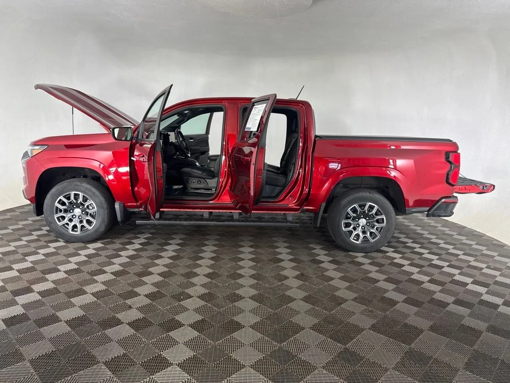 Used 2023 Red Chevrolet LT image 10