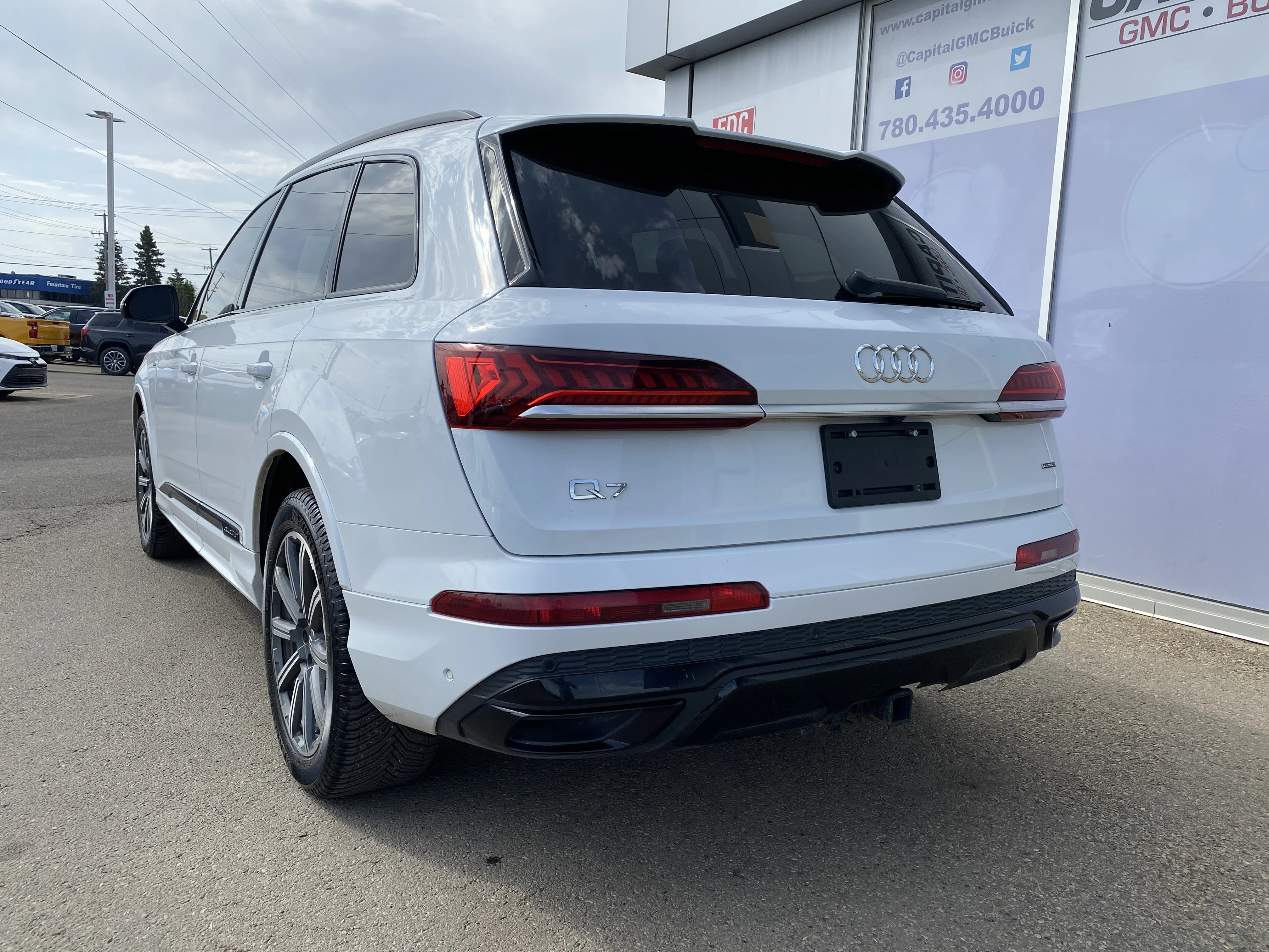 Certified Used 2021 White Audi Progressiv 55 TFSI quattro * PANORAMIC SUNROOF * RADAR CRUISE * DIGITAL DASH image 3