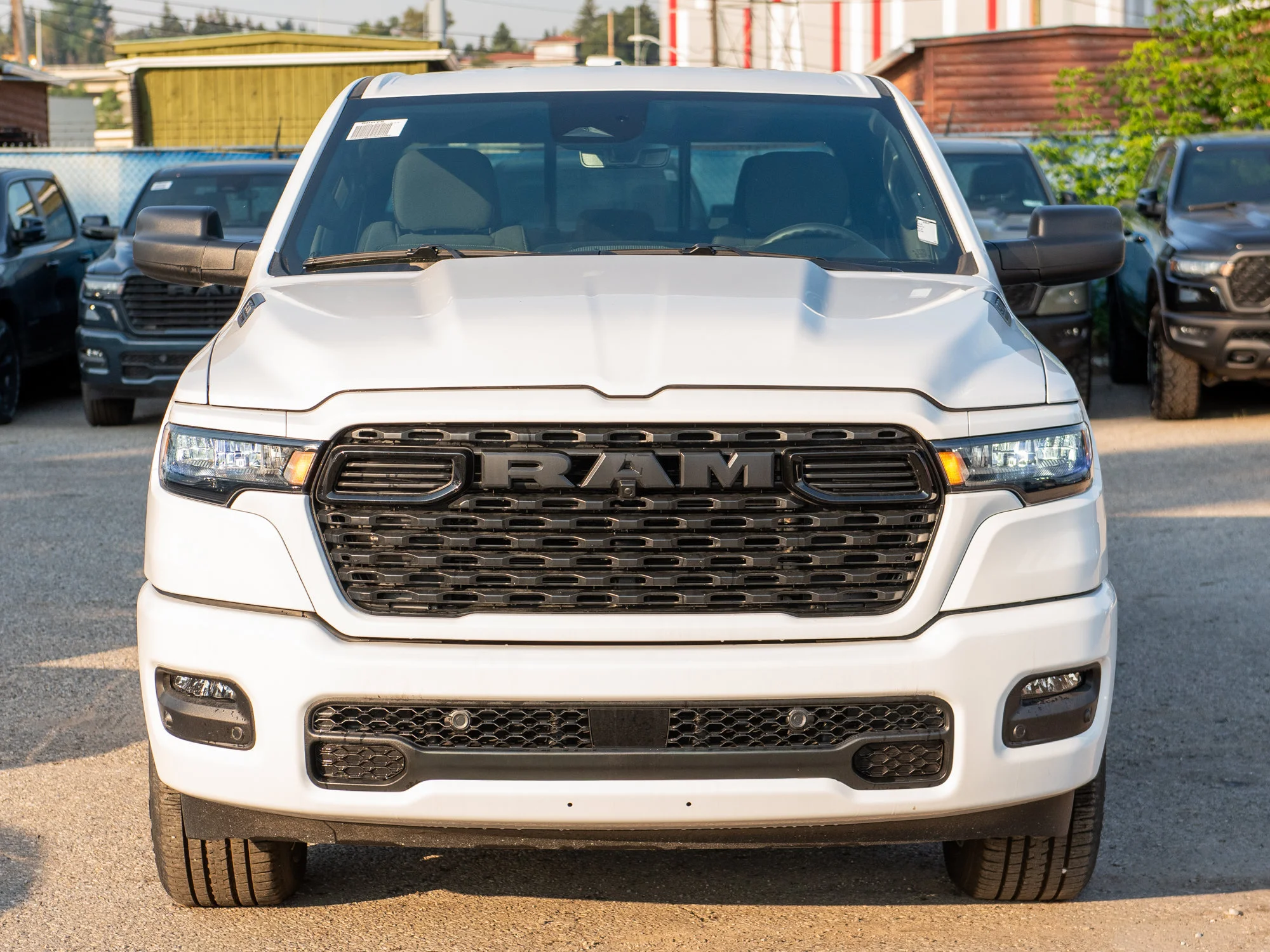 New 2026 White RAM Express* Crew Cab 4x4, Twin-Turbo, Bed Utility Group, Bedliner, 3.92 Axle image 9