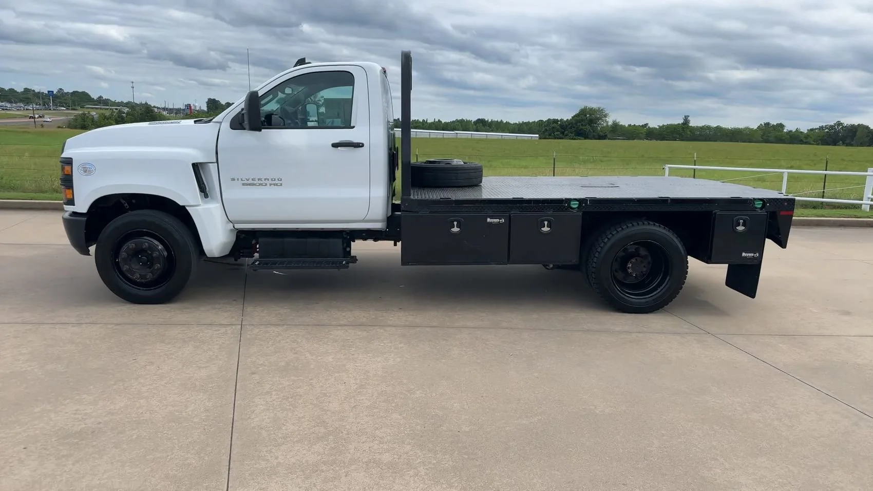 Used 2021 Summit White Chevrolet Work Truck image 6