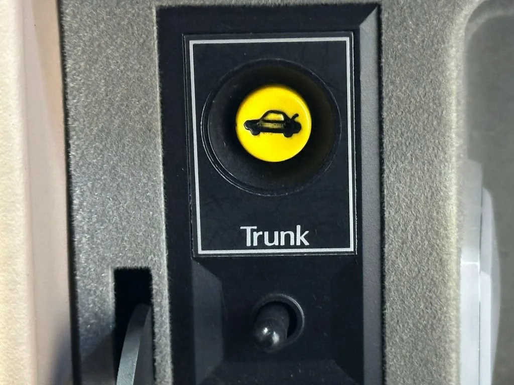 Used 1989  Cadillac NA image 70