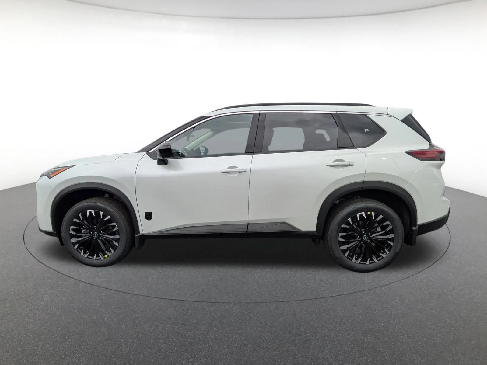 New 2026 White Pearl Nissan Dark Armor image 9