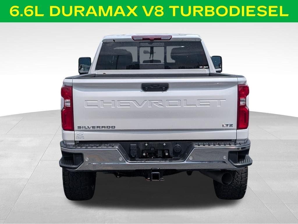 Used 2024 Iridescent Pearl Tricoat Chevrolet LTZ image 9