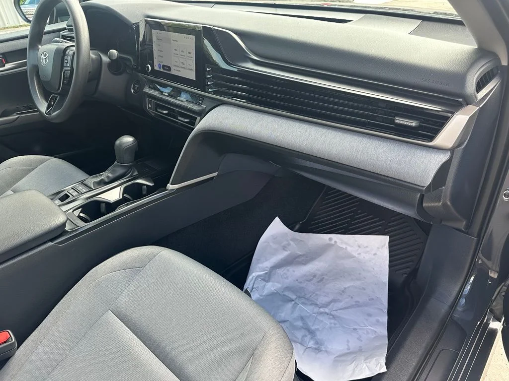 2025 Toyota Camry LE - Photo 28