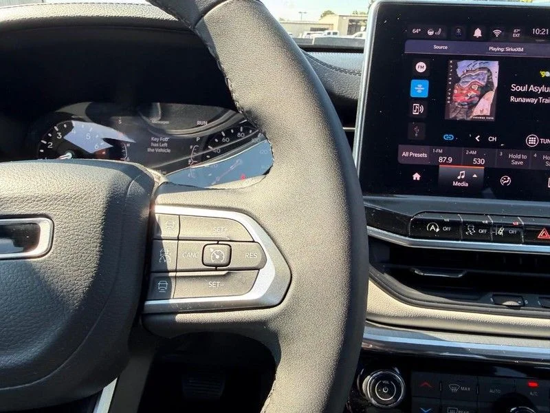 Used 2024 Gray Jeep Limited image 11