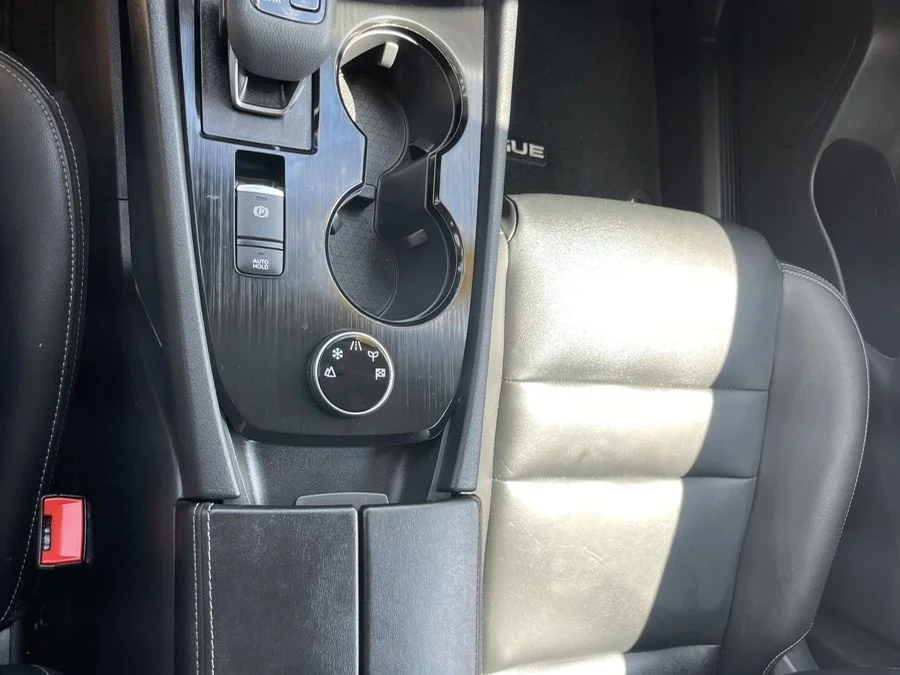 Used 2026 Gun Metallic Nissan SL image 23