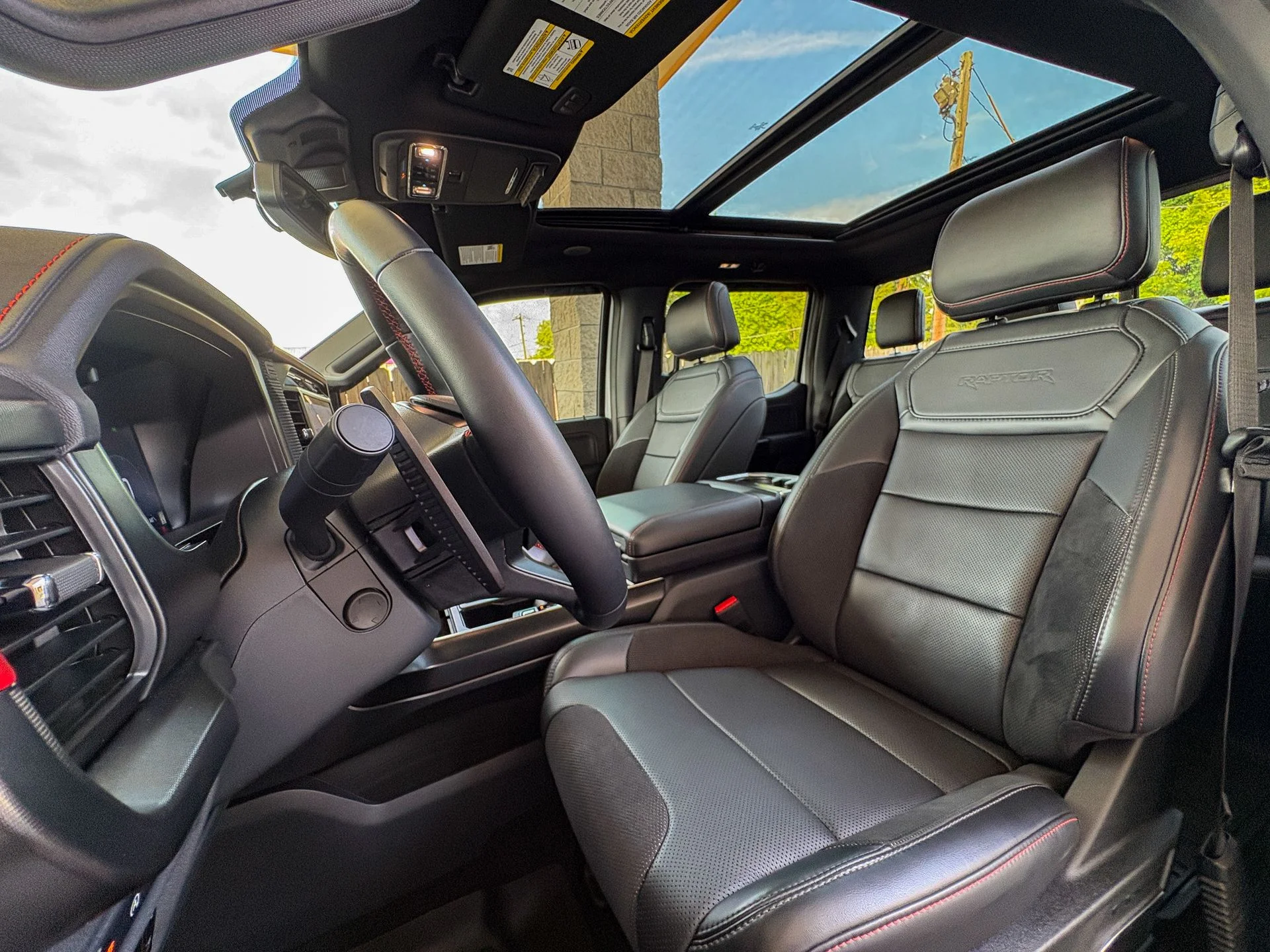 Used 2025 White Ford Raptor image 27