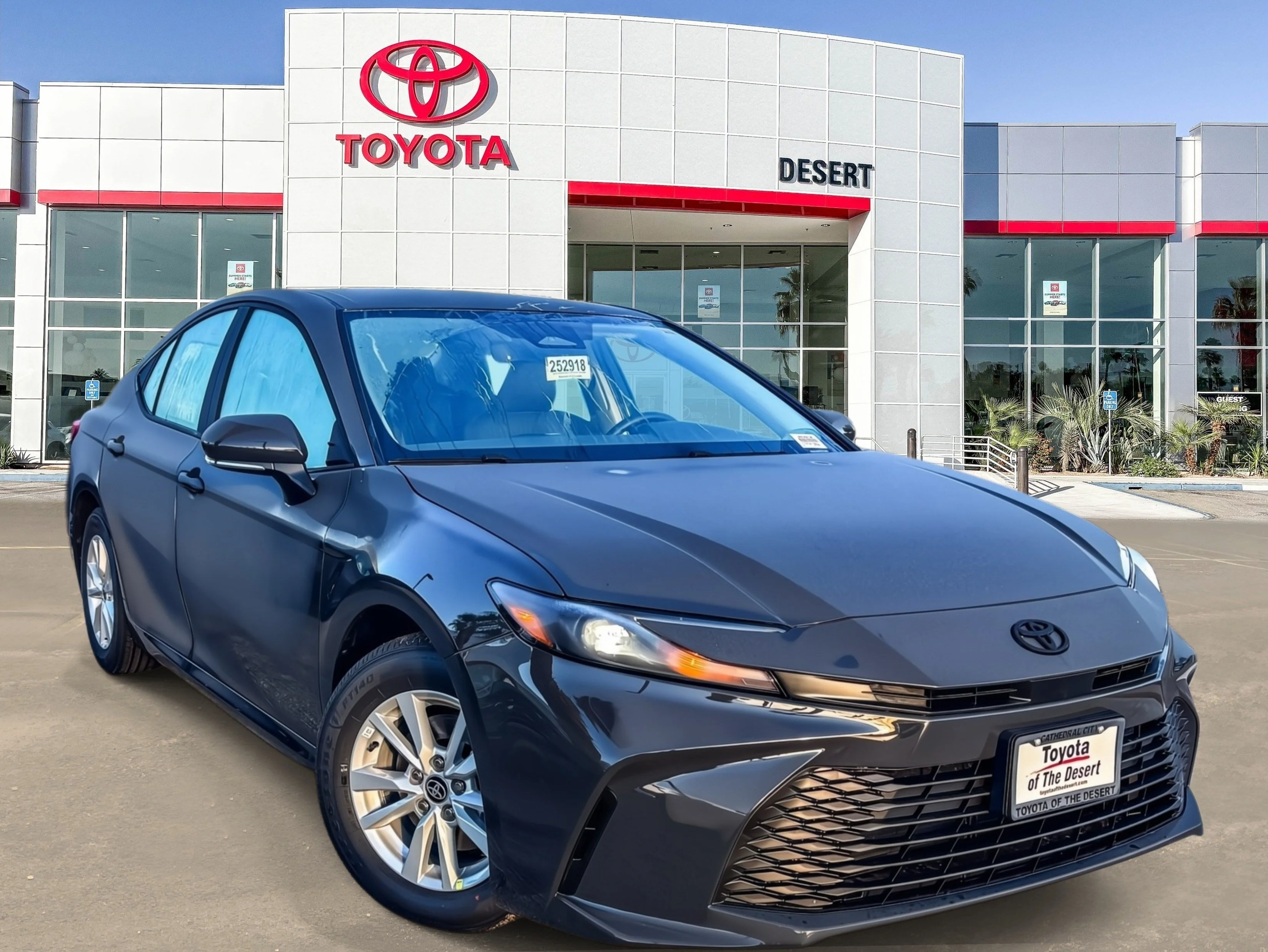 New 2026 01l7 Toyota LE image 1