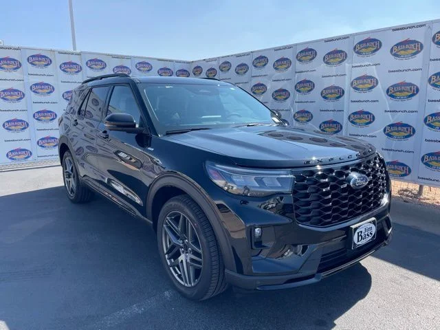 New 2026 Black Metallic Ford ST-Line image 2