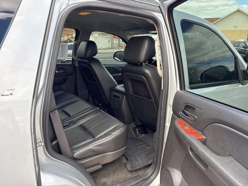 Used 2013 Silver Ice Metallic Chevrolet LT image 27