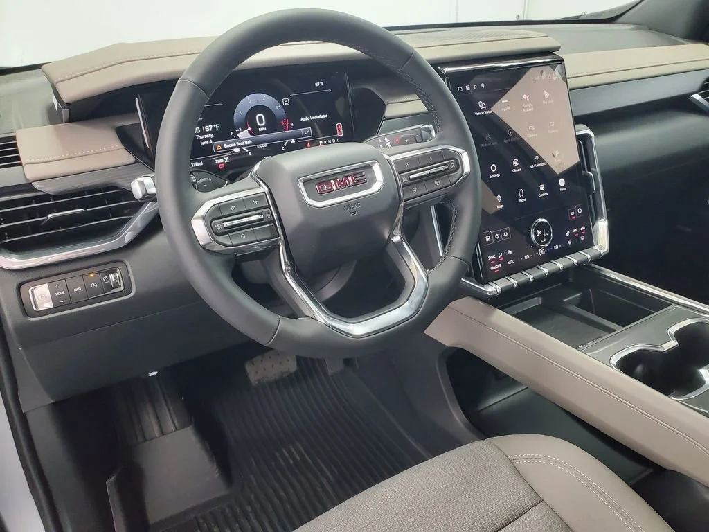 2026 GMC Acadia Elevation - Photo 11