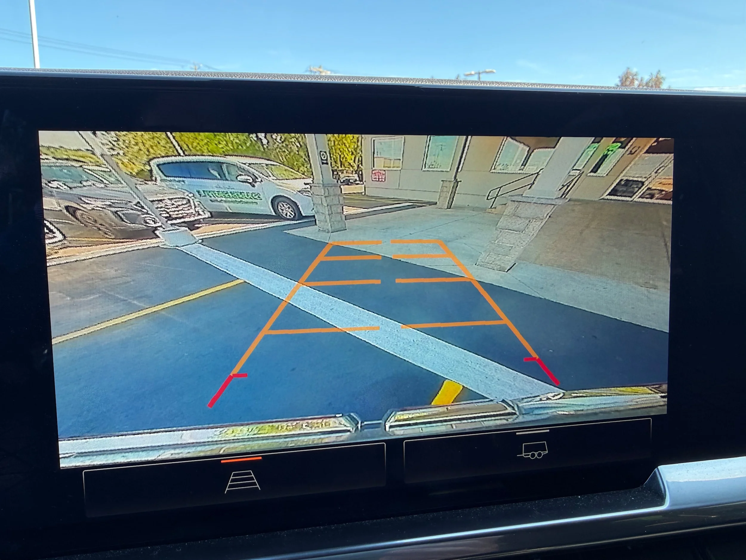 Used 2023 Sterling Metallic GMC Elevation image 19