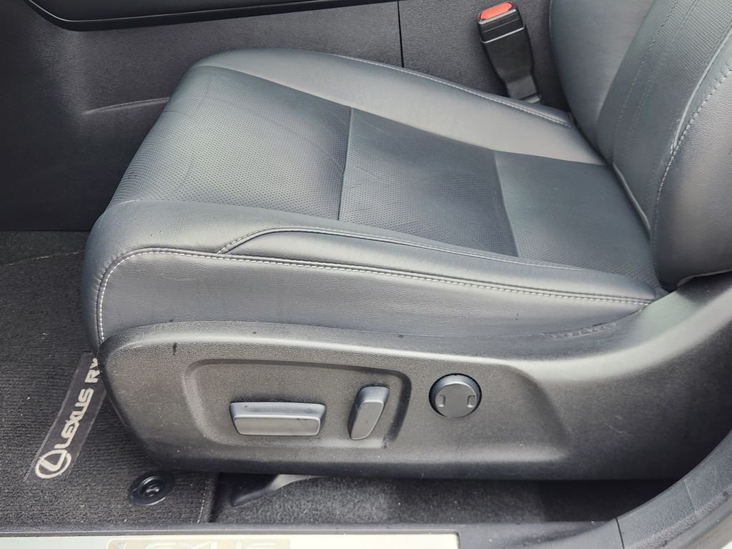 Used 2016 Silver Lexus 350 image 21