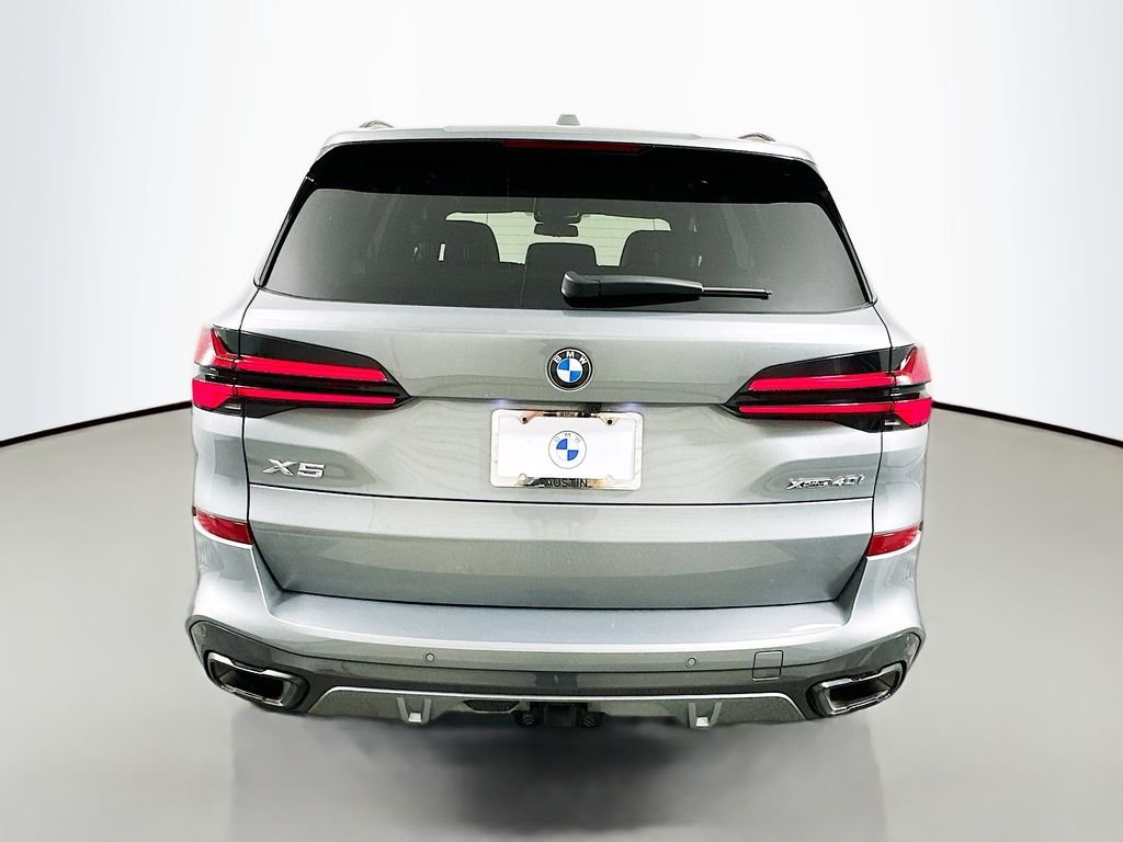 Used 2024 Skyscraper Grey Metallic BMW xDrive40i image 6