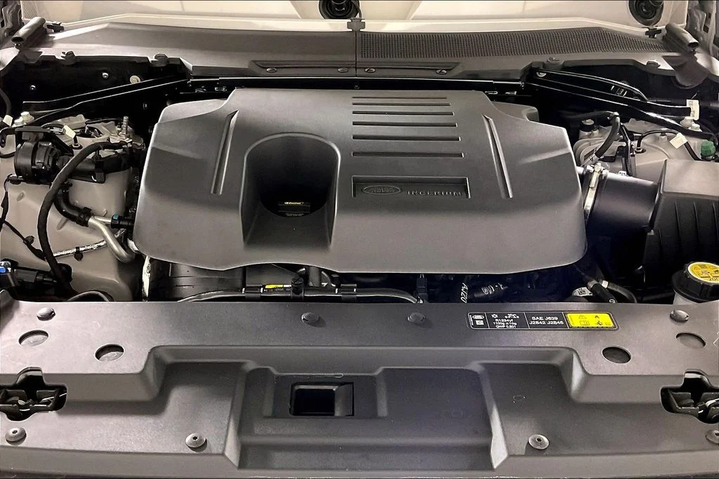 New 2026 Gray Land Rover X-Dynamic SE image 8