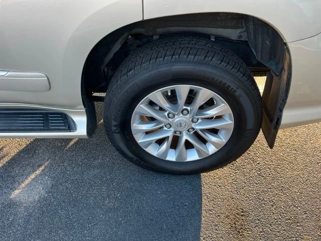 Used 2015 Beige Lexus 460 image 30