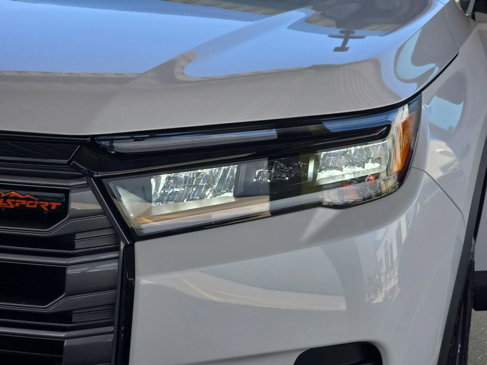 New 2026 Platinum White Pearl Honda TrailSport image 31