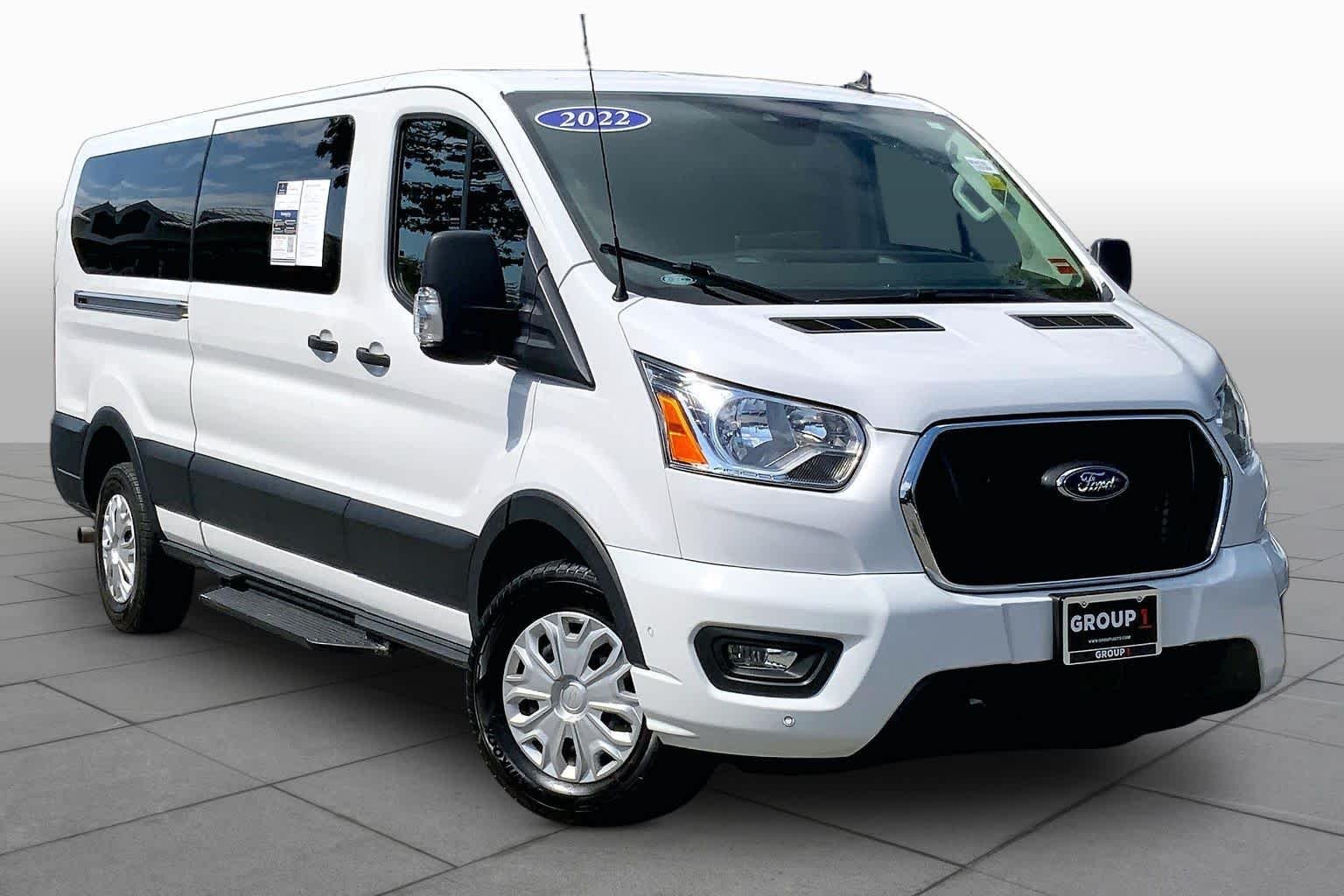 Used 2022 Oxford White Ford XLT image 3
