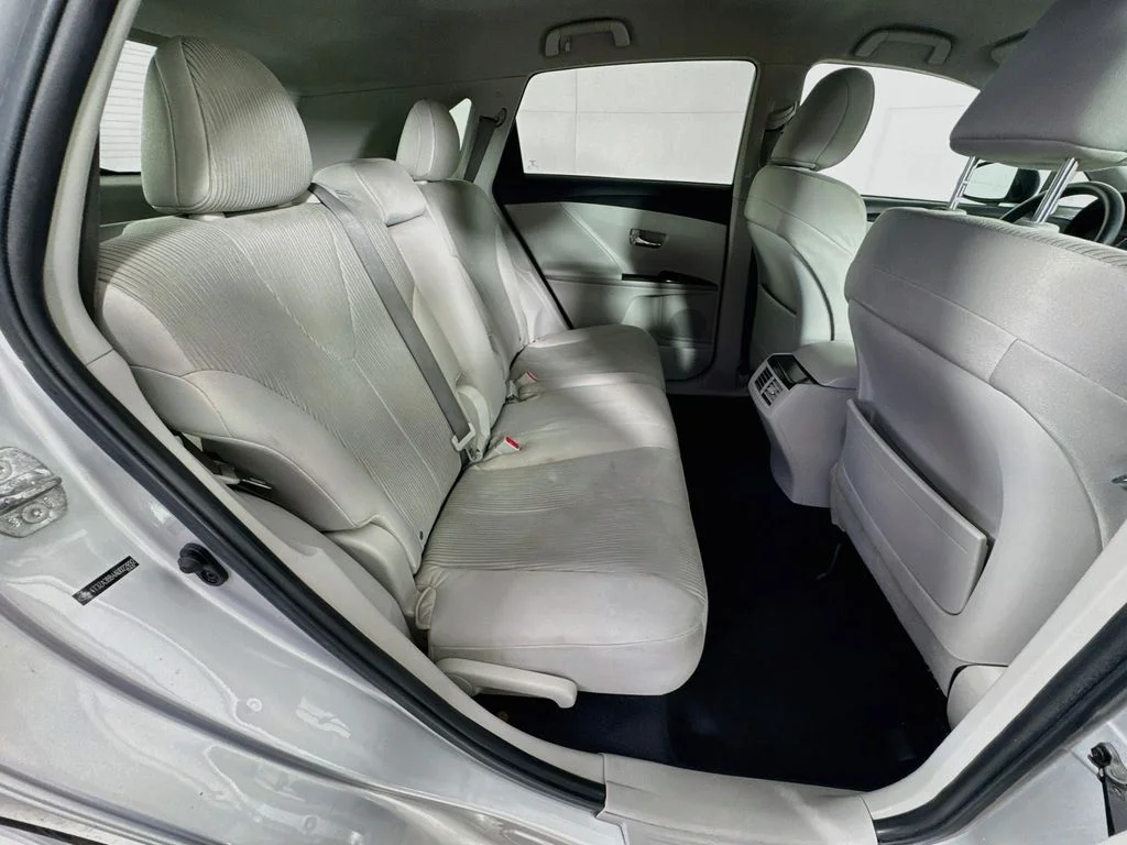 Used 2010 Silver Toyota Base image 30