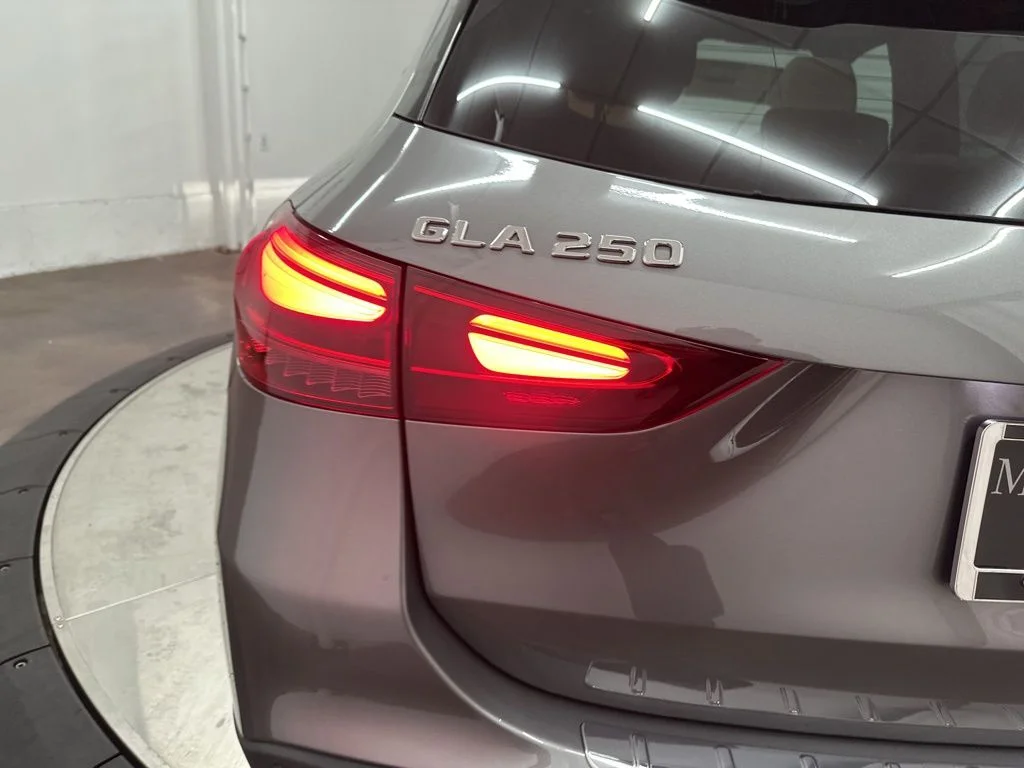 Used 2026 Gray Mercedes-Benz GLA 250 image 29