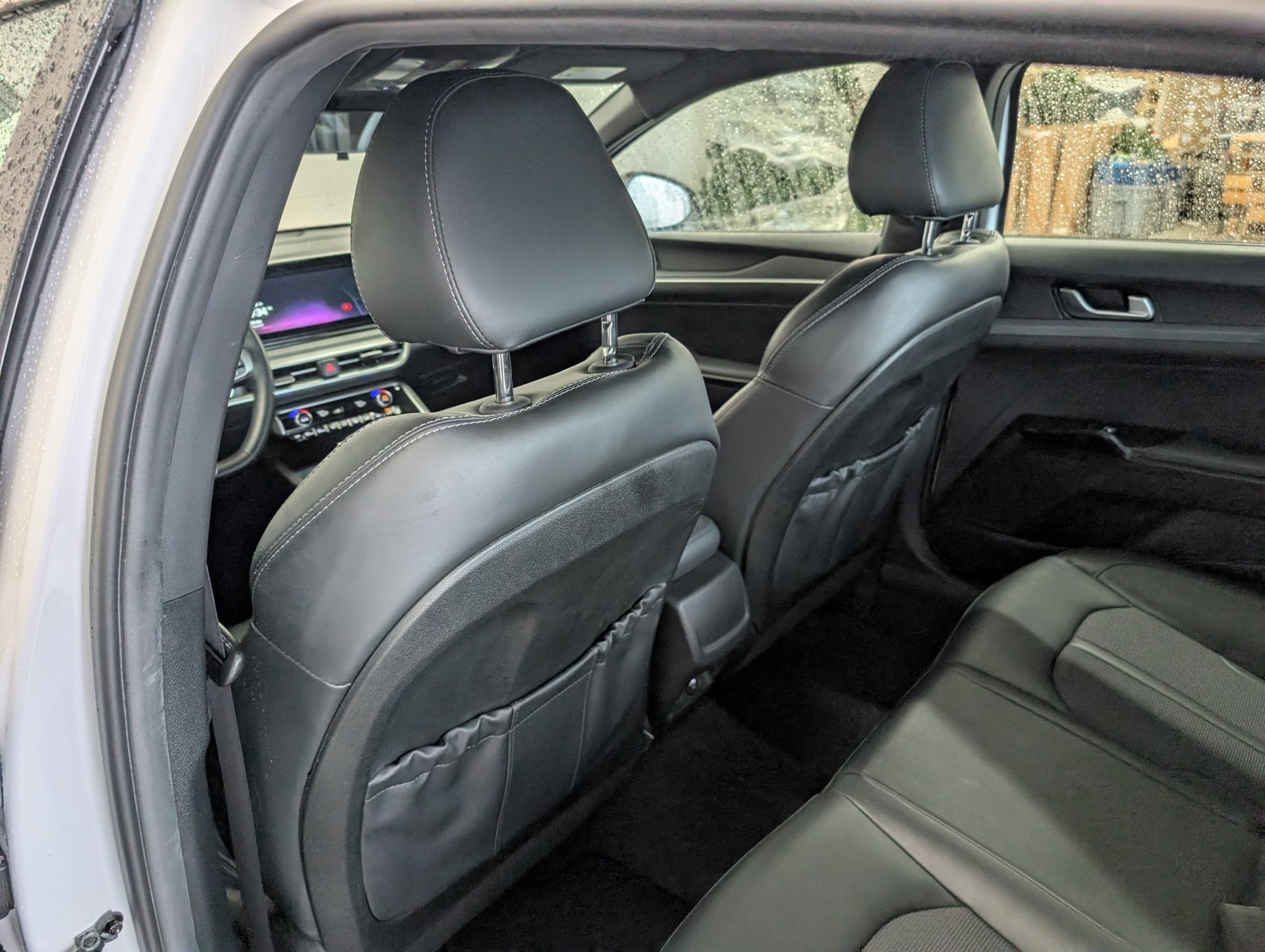 Used 2024 White Kia GT-Line image 25