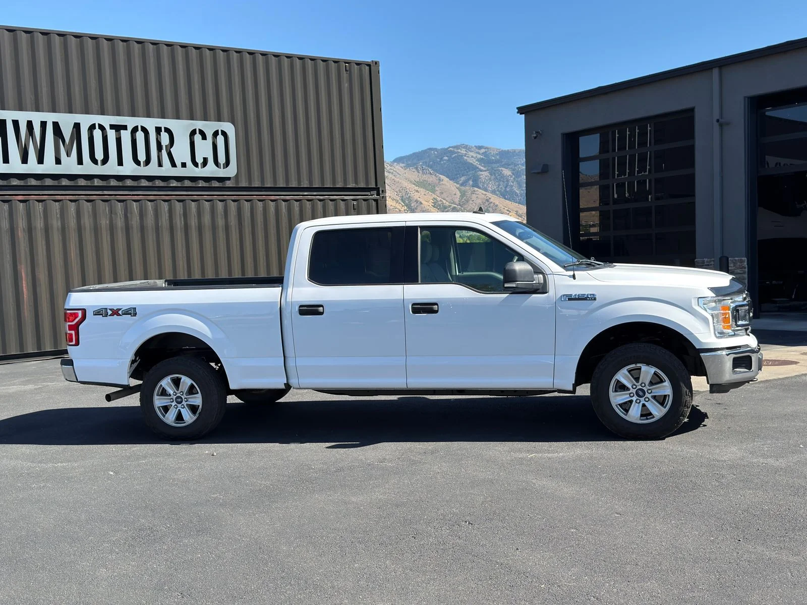 Used 2020 White Ford XLT image 3