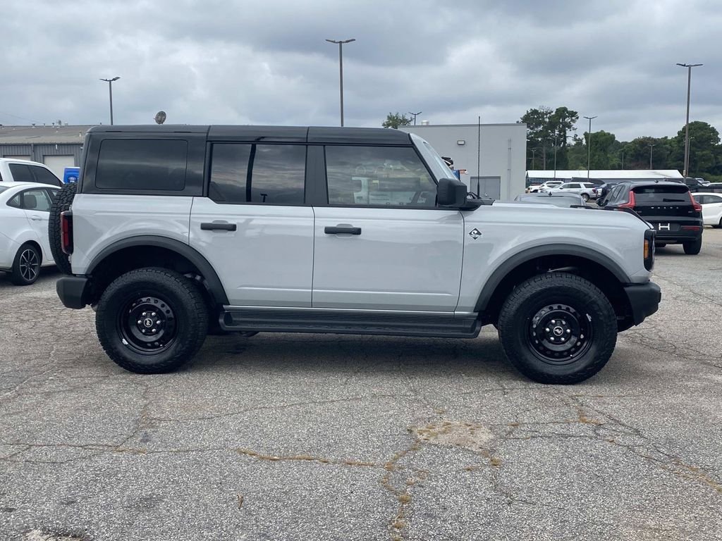 New 2026 Avalanche Gray Ford Outer Banks® image 2