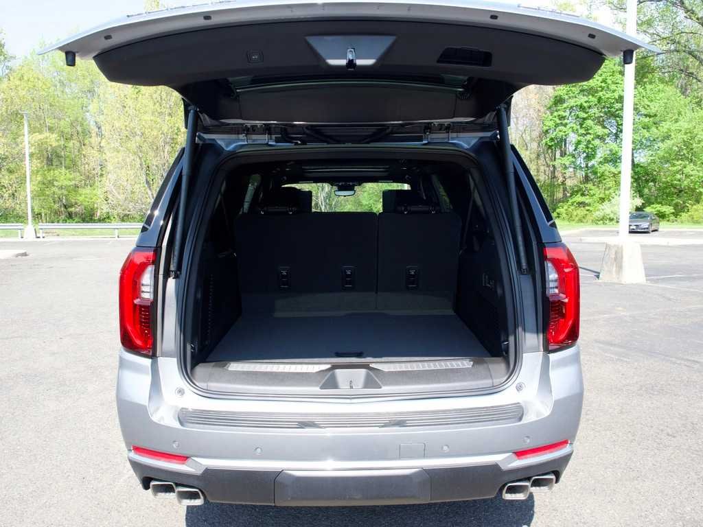 2026 GMC Yukon XL Denali - Photo 22