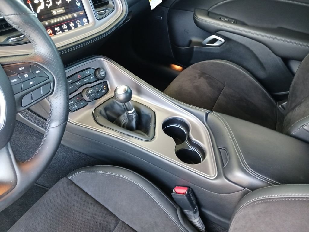 2023 Dodge Challenger R/T - Photo 11