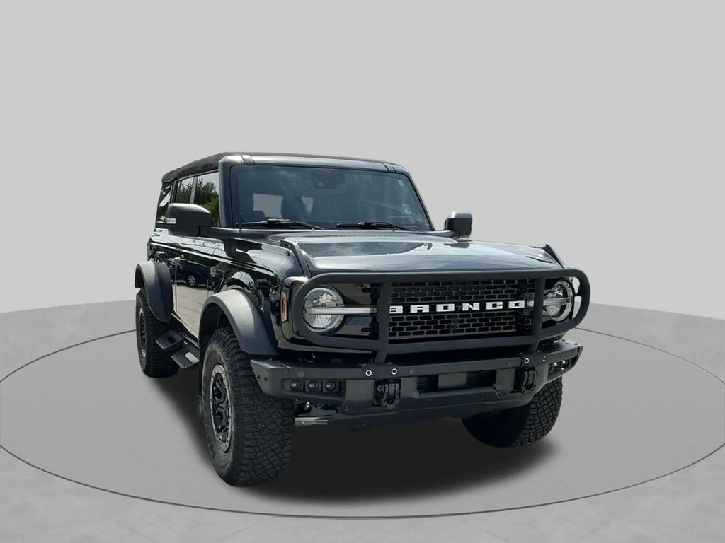 Used 2024 Black Ford Wildtrak image 17
