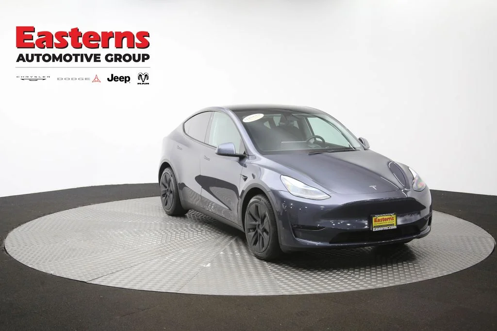 Used 2022 Gray Tesla Long Range image 43