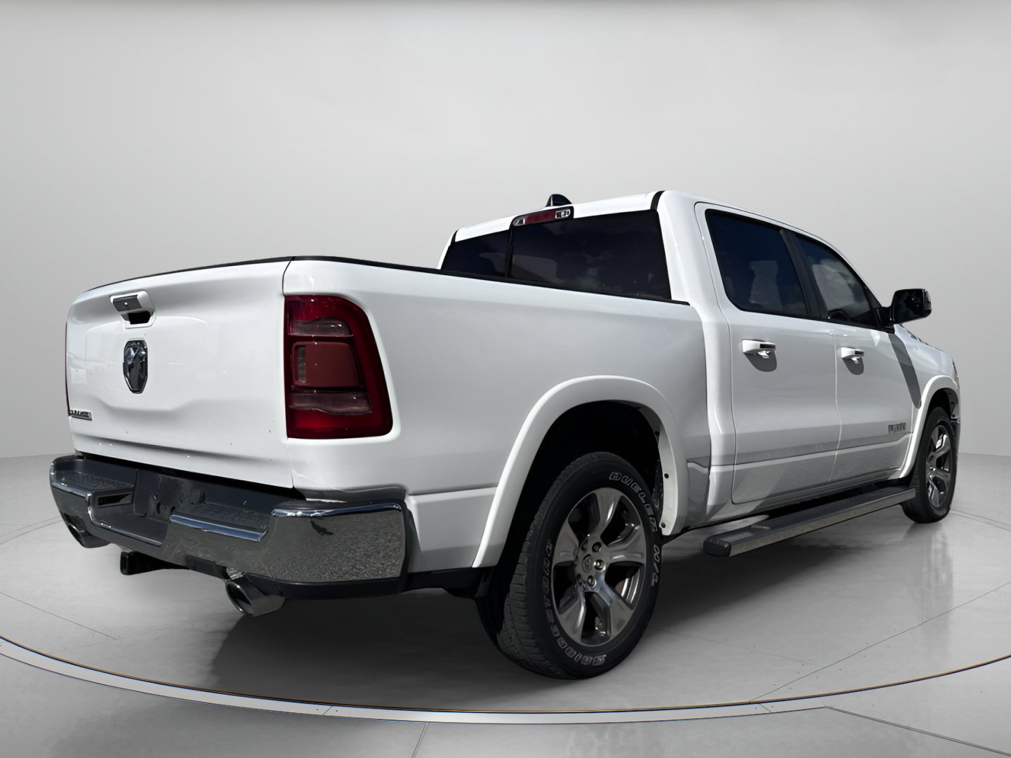 Used 2020 Bright White Clearcoat Ram Laramie image 4