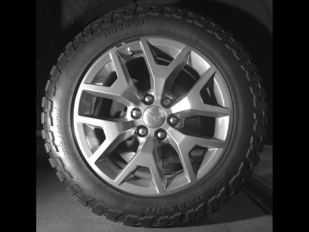 Used 2018 Black GMC SLT image 9