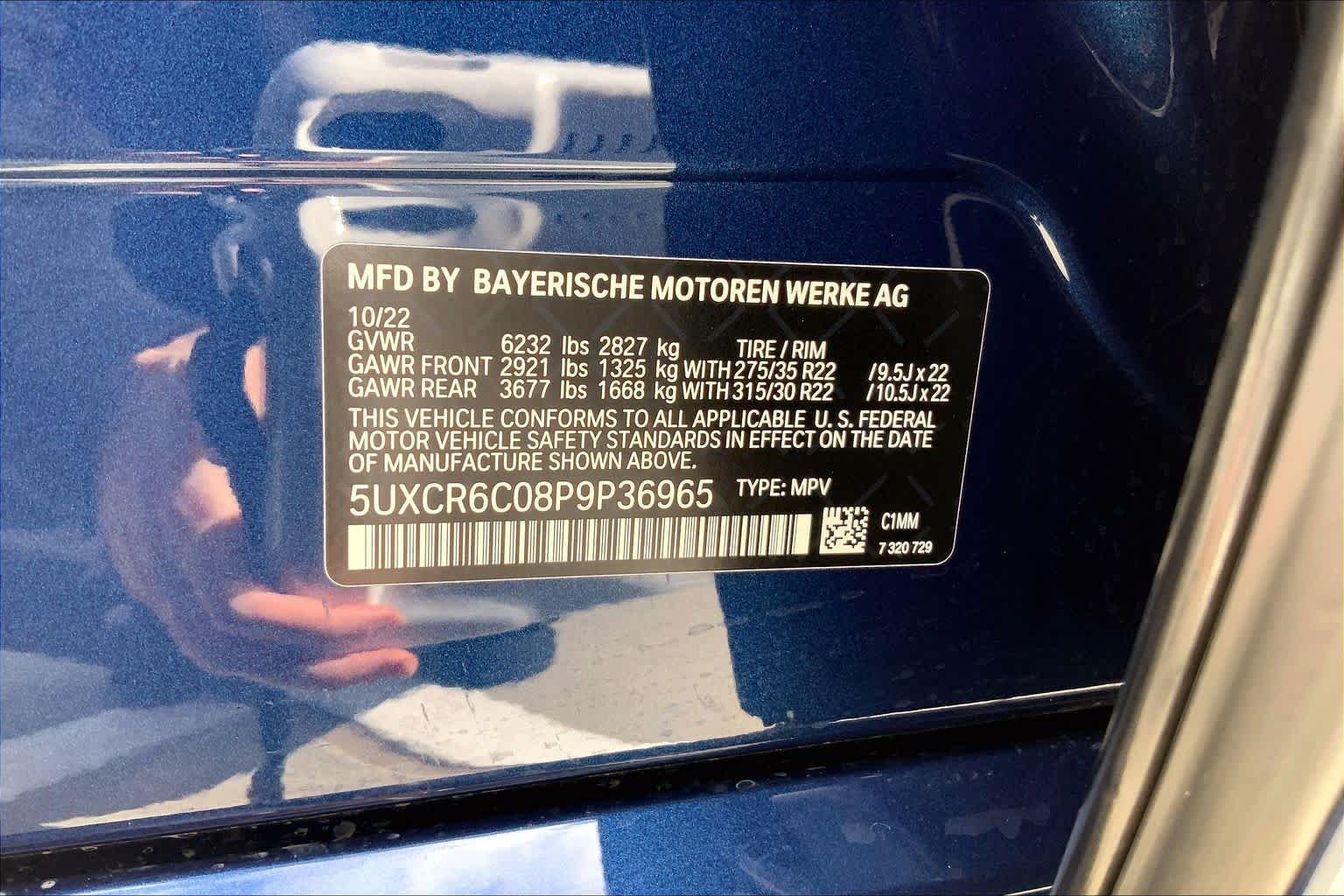 Used 2023 Phytonic Blue Metallic BMW xDrive40i image 35