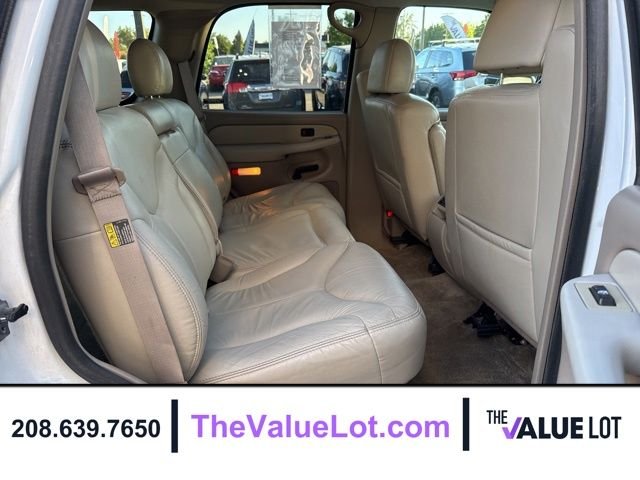 Used 2002 White GMC SLT image 16