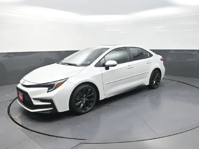 Used 2025 Beige Toyota SE image 3