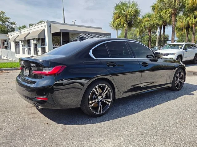 Used 2022 Black BMW 330i image 5