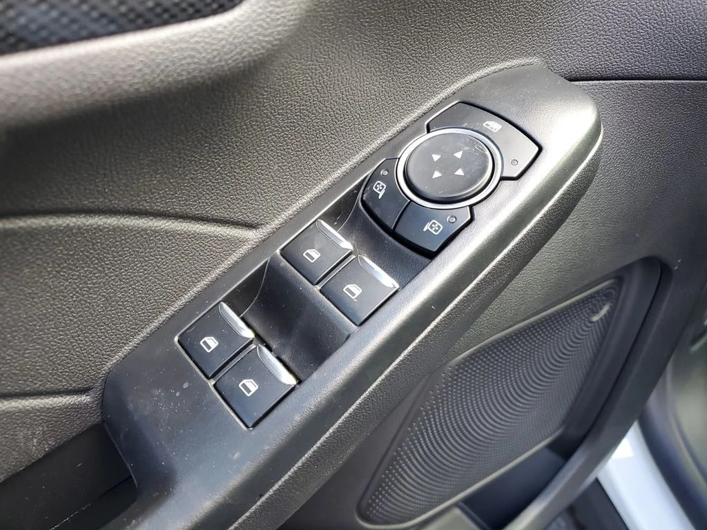 2026 Ford Escape ST-Line - Photo 19