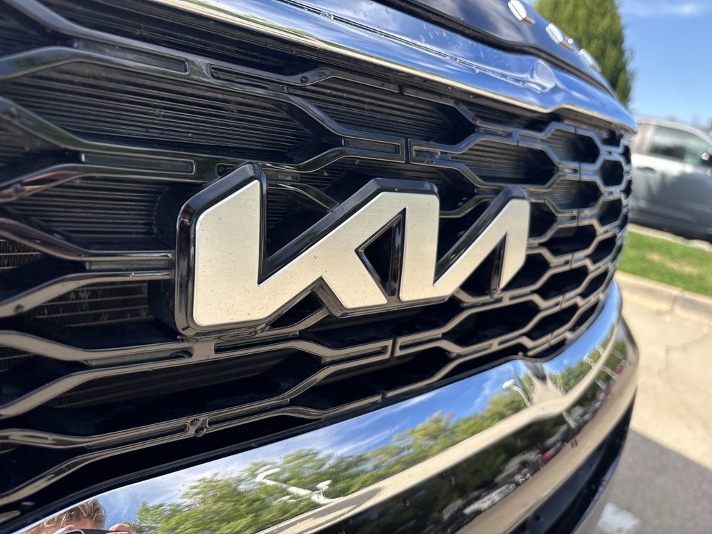 2022 Kia Telluride LX - Photo 36