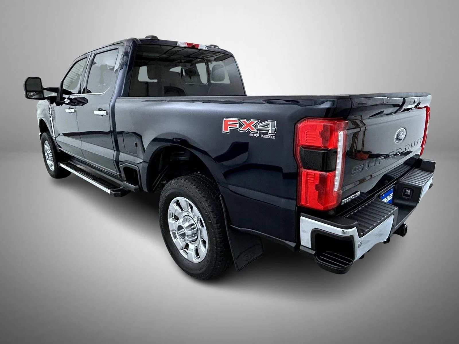 Used 2023 Blue Ford Lariat image 7