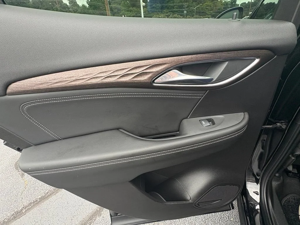 Used 2023 Ebony Twilight Metallic Buick Avenir image 21