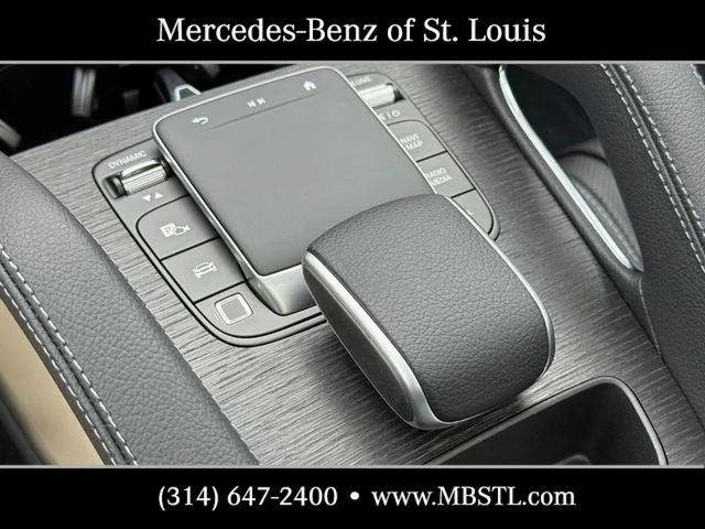 New 2026 MANUFAKTUR Moonlight White Metallic Mercedes-Benz GLE 450 image 17