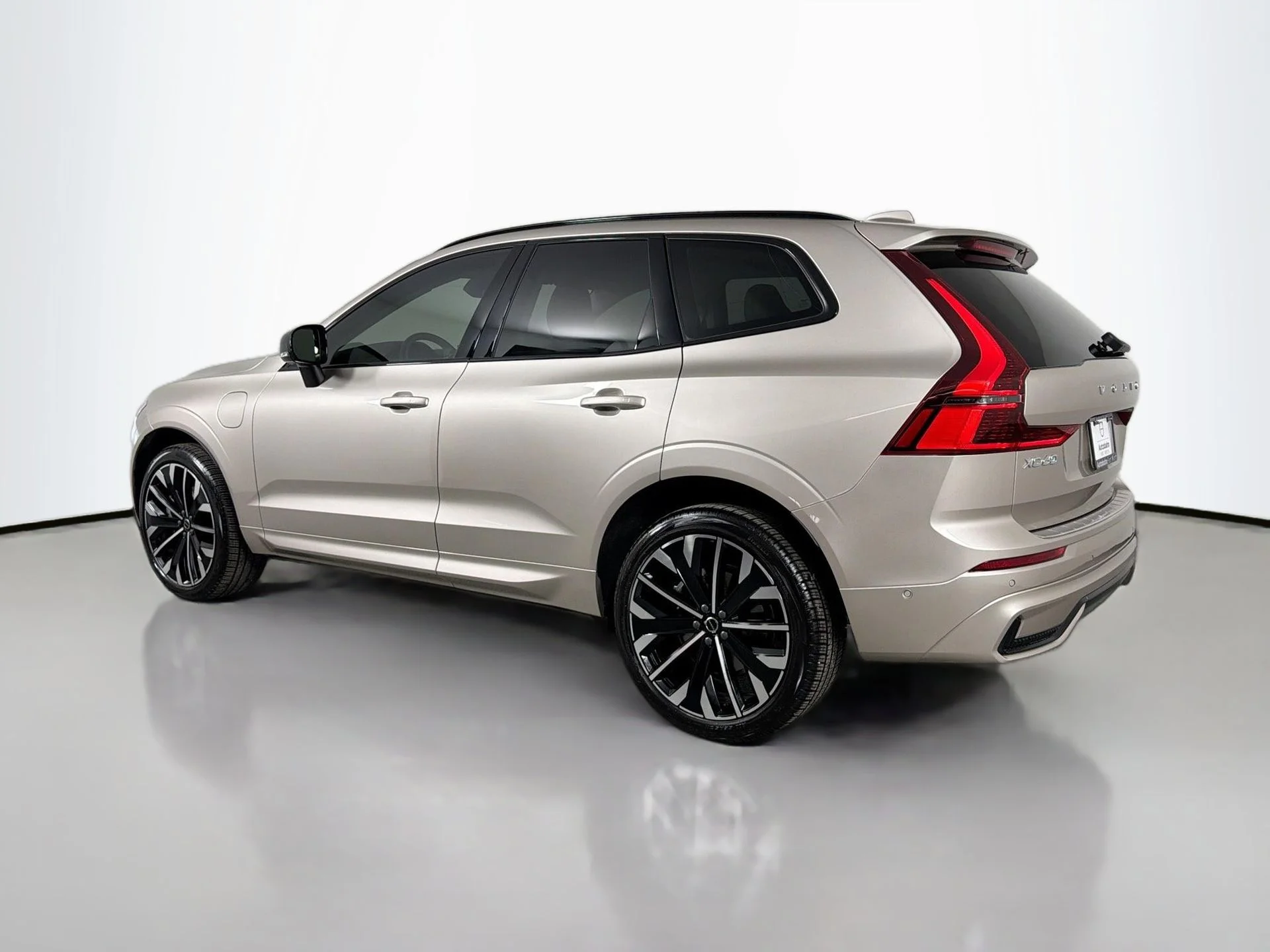 2026 Volvo XC60 Ultra - Photo 8