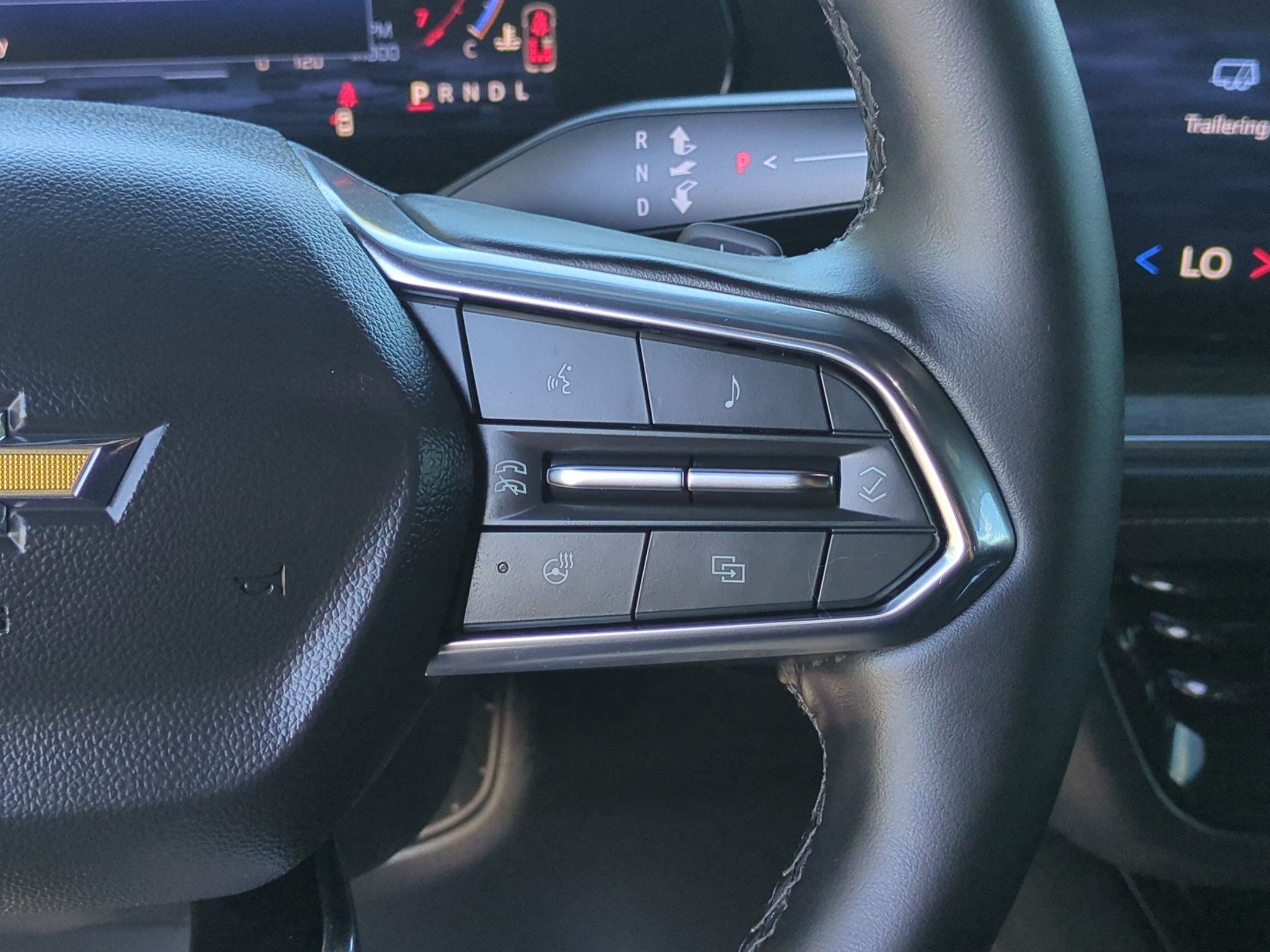 2025 Chevrolet Suburban High Country - Photo 19