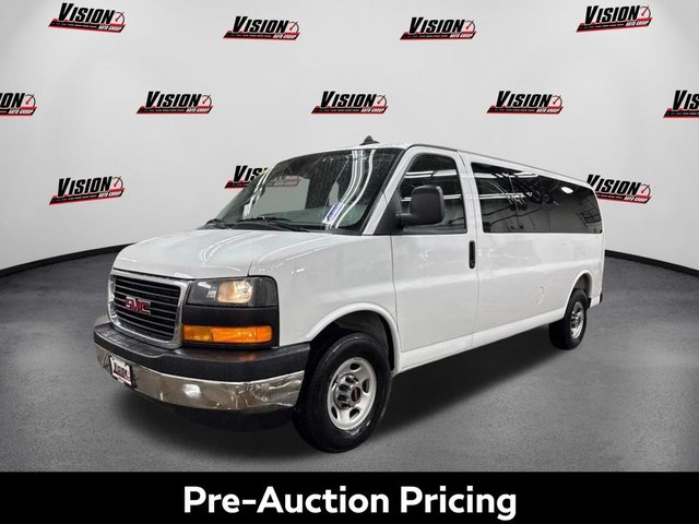 2025 GMC Savana 3500 LT
