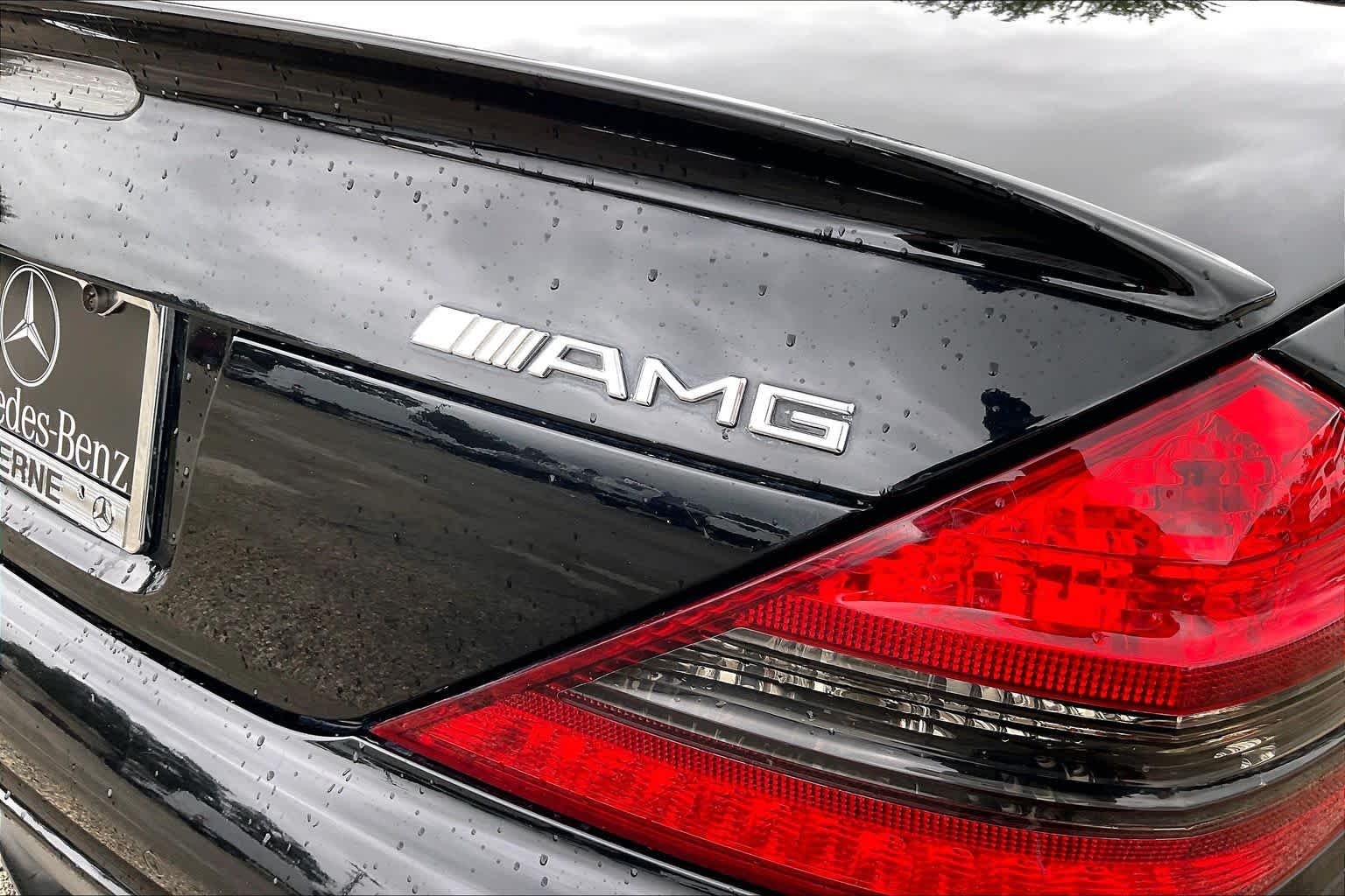 Used 2009 Iridium Silver Metallic Mercedes-Benz AMG® image 25