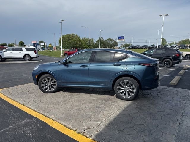 Used 2026 Ocean Blue Metallic Buick Avenir image 3