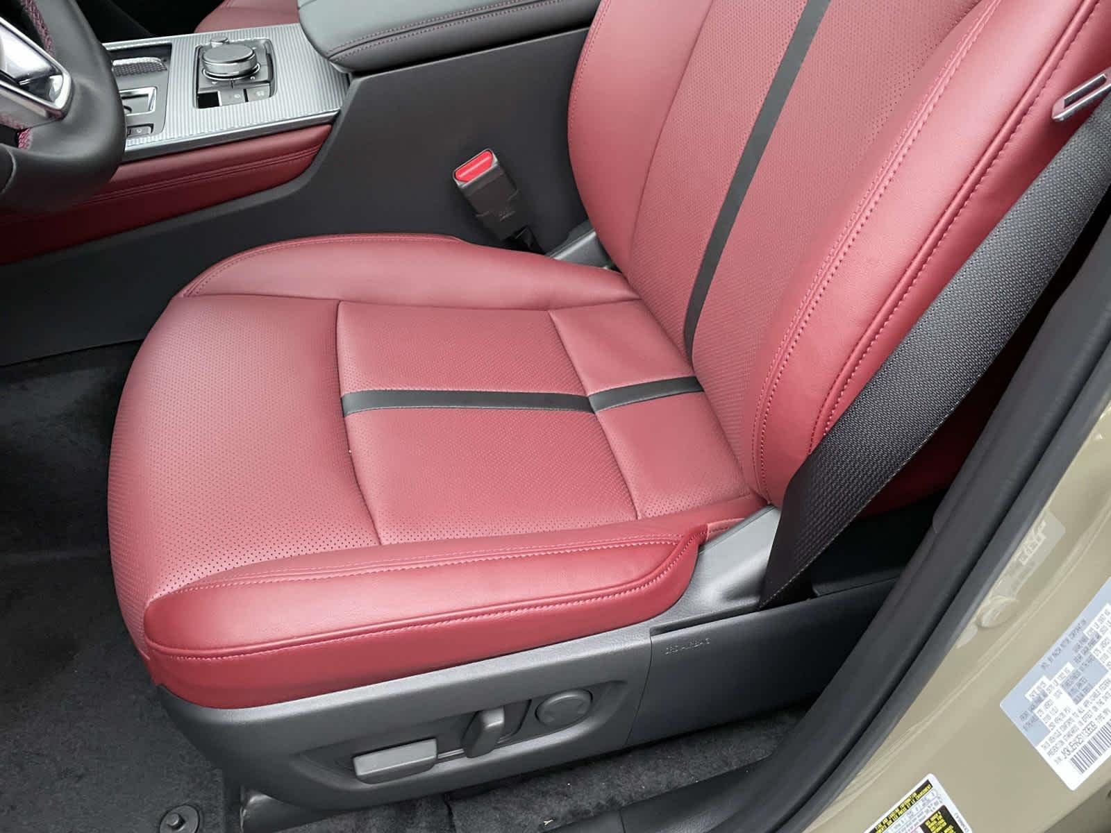 2025 Mazda CX-70 Premium Plus Package - Photo 11