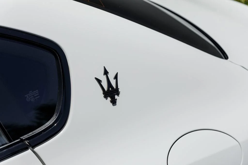 Used 2022 Bianco Maserati Modena image 44